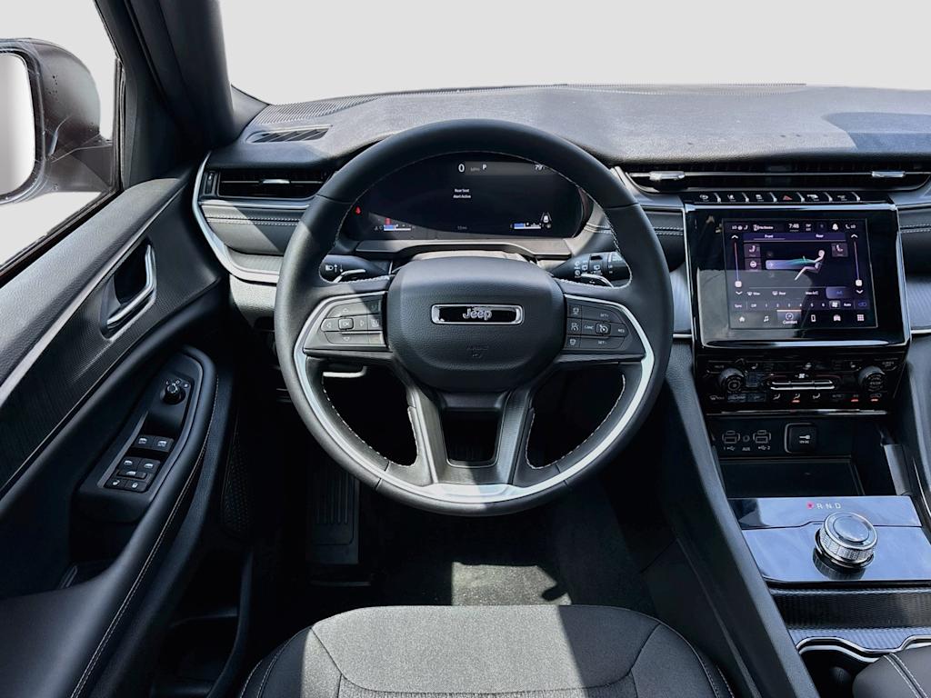 Thumbnail: 2026 Jeep Grand Cherokee L - 13