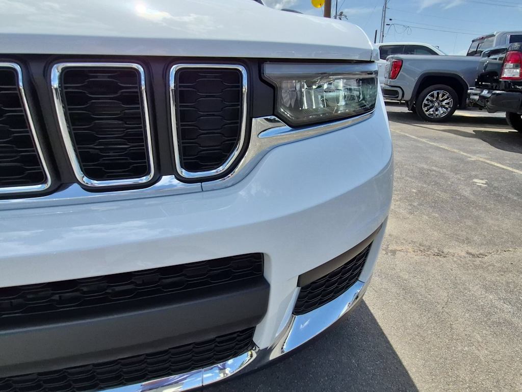 Thumbnail: 2026 Jeep Grand Cherokee L - 22