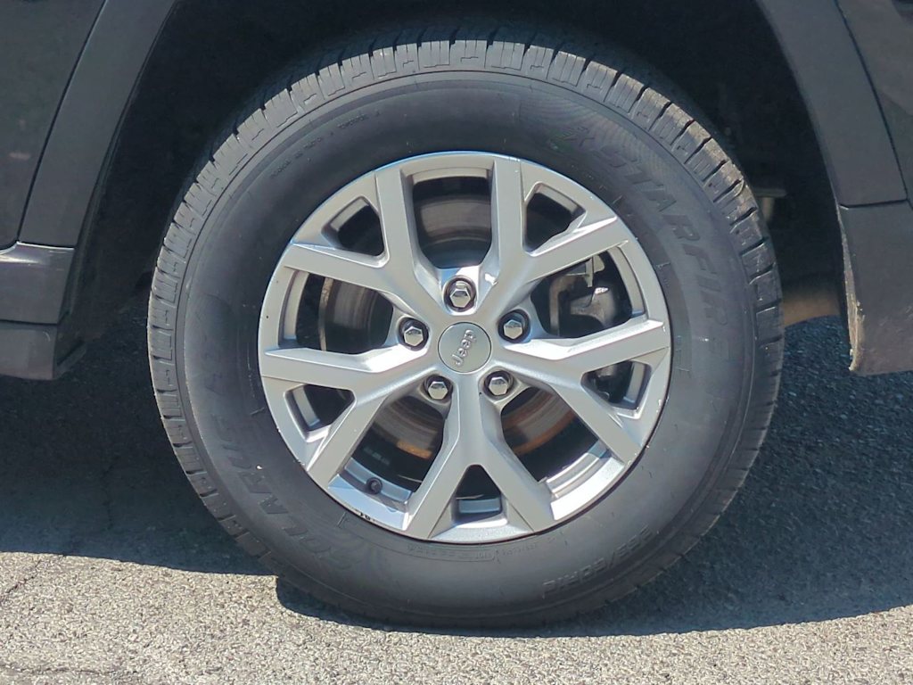Thumbnail: 2021 Jeep Grand Cherokee L - 8