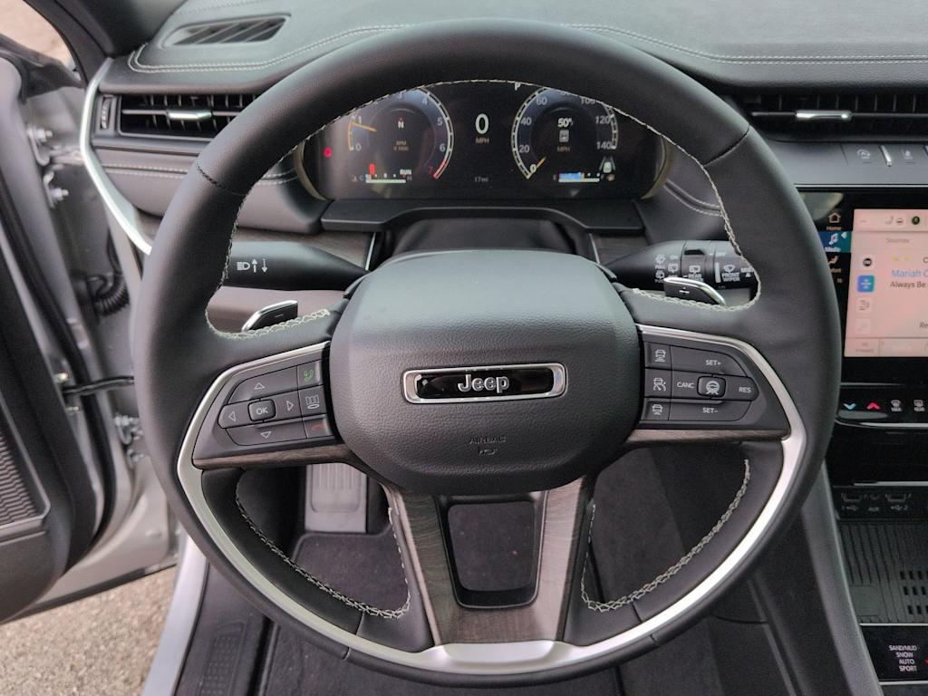 Thumbnail: 2026 Jeep Grand Cherokee L - 9