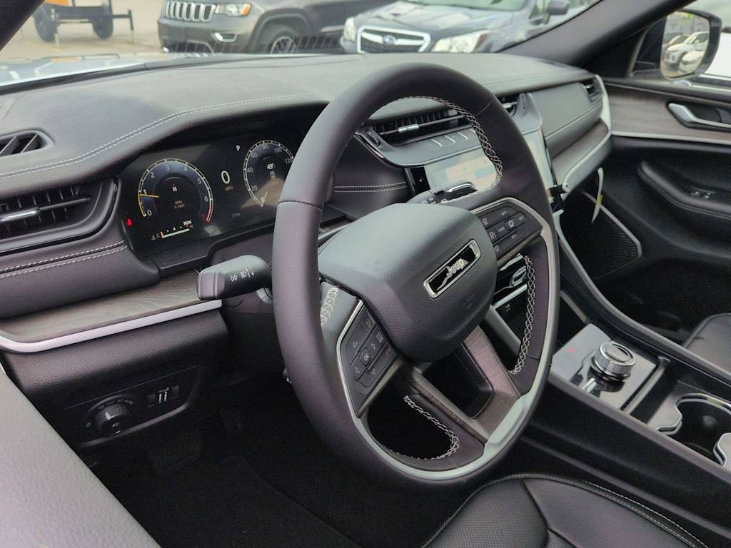 Thumbnail: 2026 Jeep Grand Cherokee L - 2