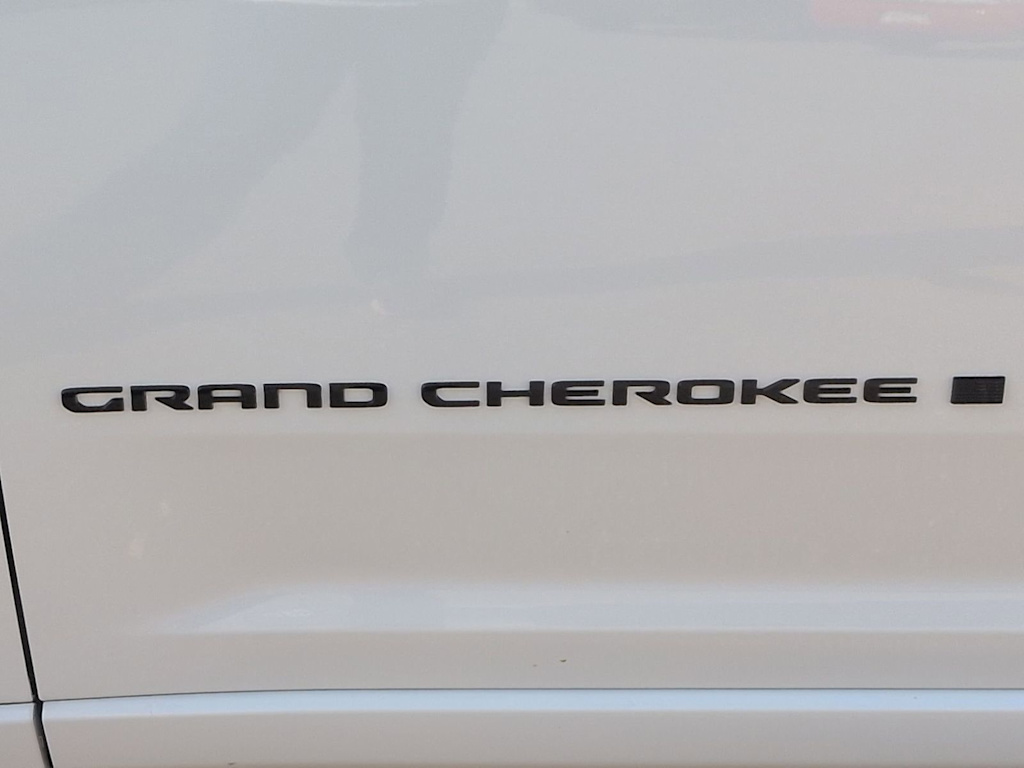 Thumbnail: 2026 Jeep Grand Cherokee L - 24