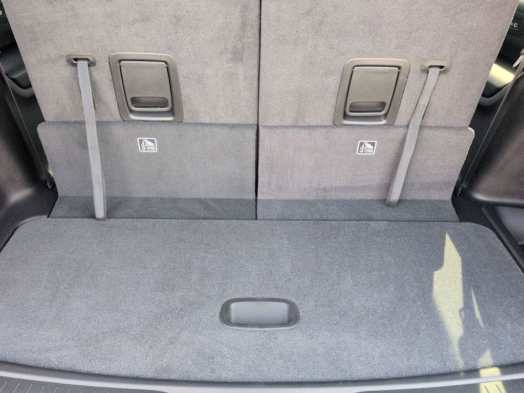 Thumbnail: 2026 Jeep Grand Cherokee L - 16