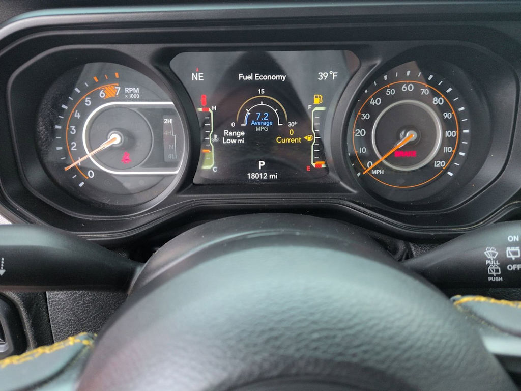 Thumbnail: 2024 Jeep Wrangler - 16