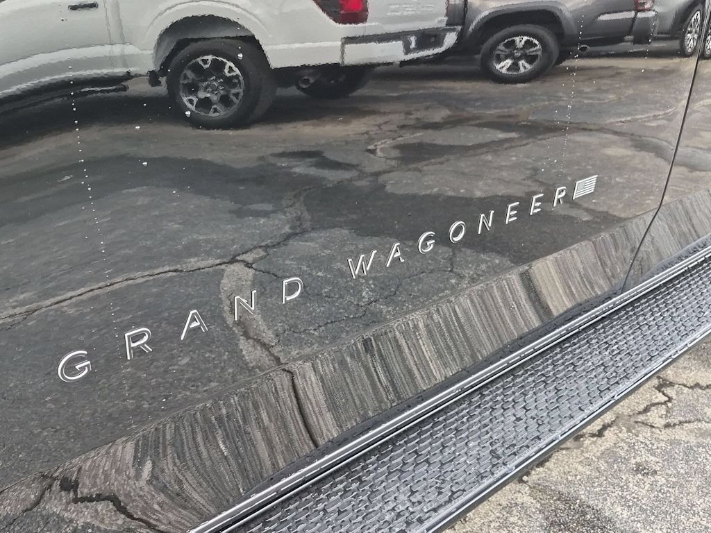 Thumbnail: 2026 Jeep Grand Wagoneer L - 7