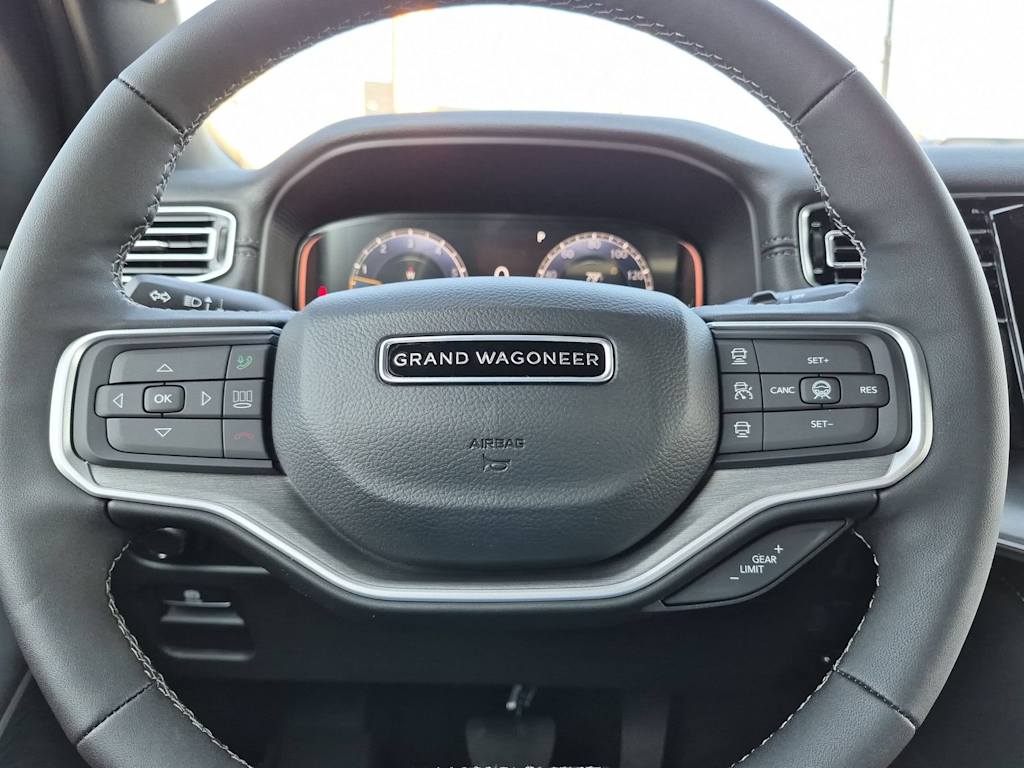 Thumbnail: 2026 Jeep Grand Wagoneer - 26