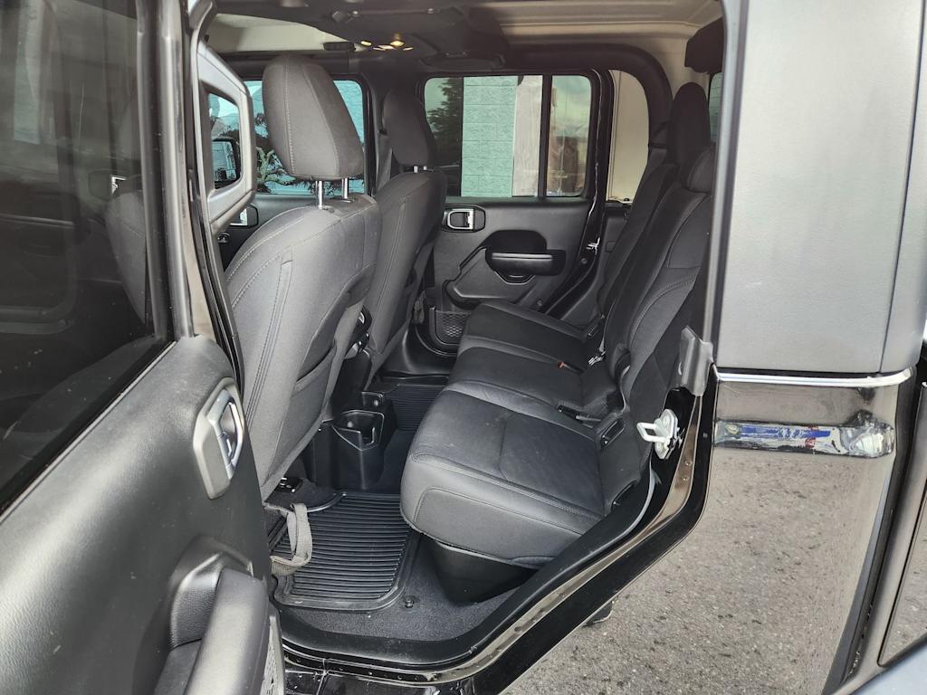 Thumbnail: 2020 Jeep Gladiator - 26