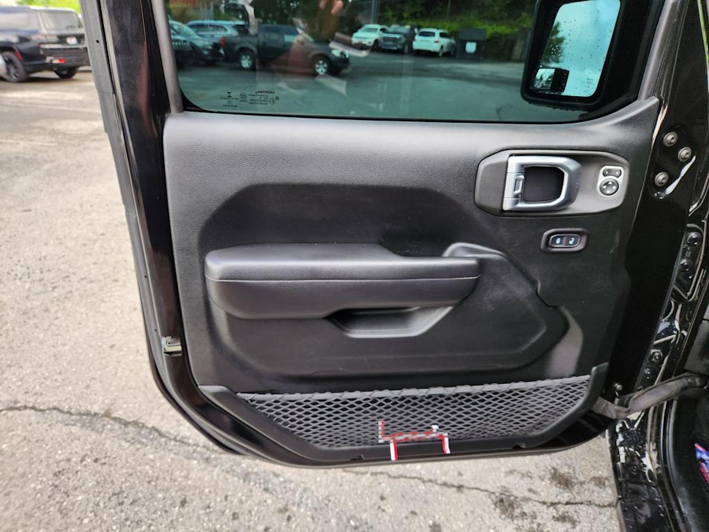 Thumbnail: 2020 Jeep Gladiator - 19