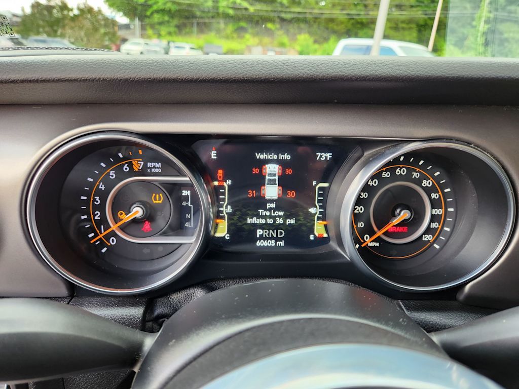 Thumbnail: 2020 Jeep Gladiator - 14