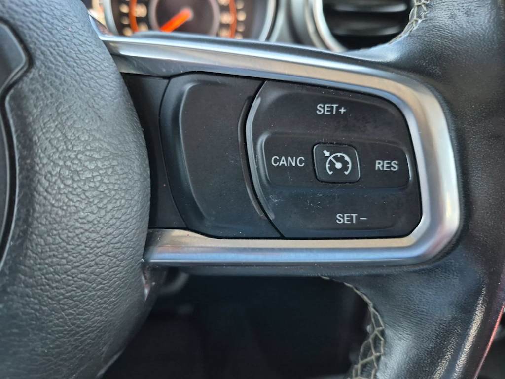 Thumbnail: 2020 Jeep Gladiator - 21