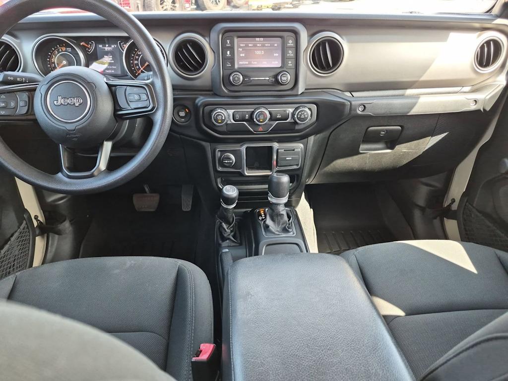 Thumbnail: 2020 Jeep Gladiator - 2