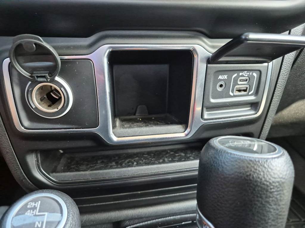 Thumbnail: 2020 Jeep Gladiator - 35