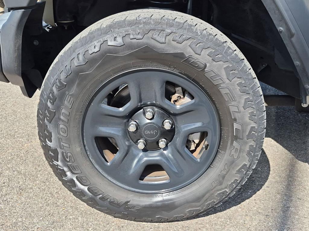 Thumbnail: 2020 Jeep Gladiator - 8