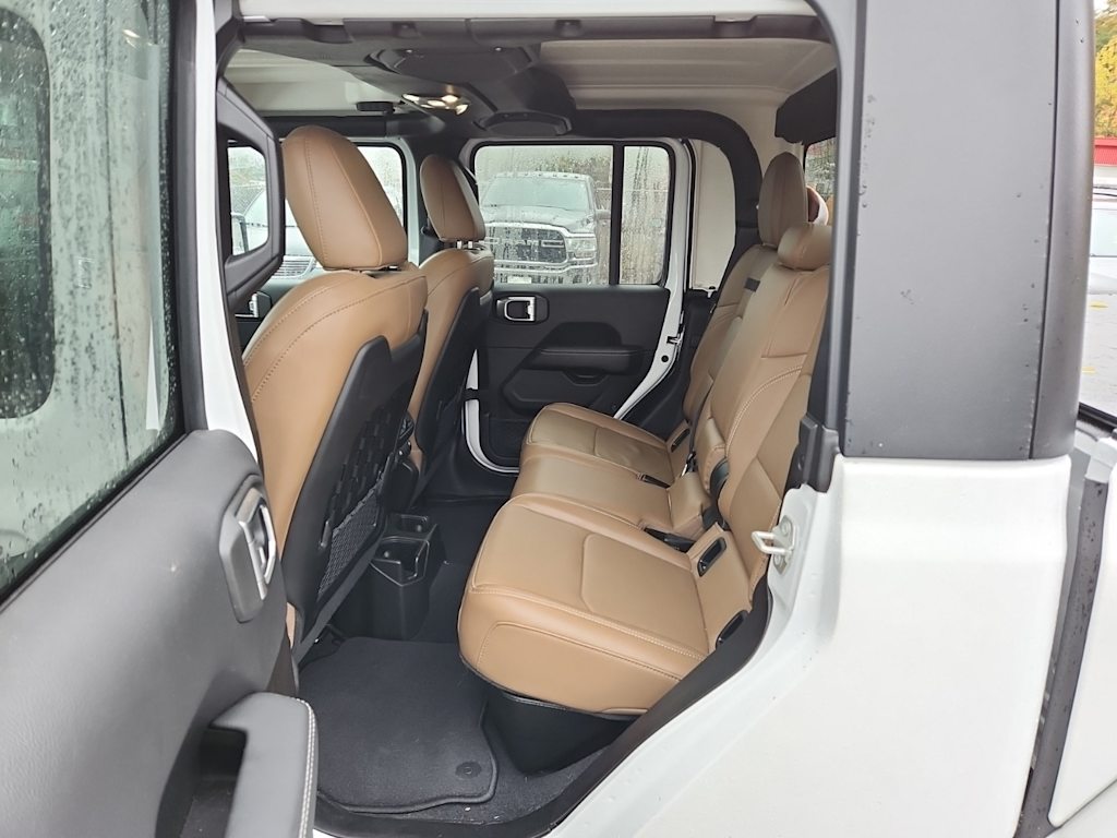 Thumbnail: 2023 Jeep Gladiator - 26