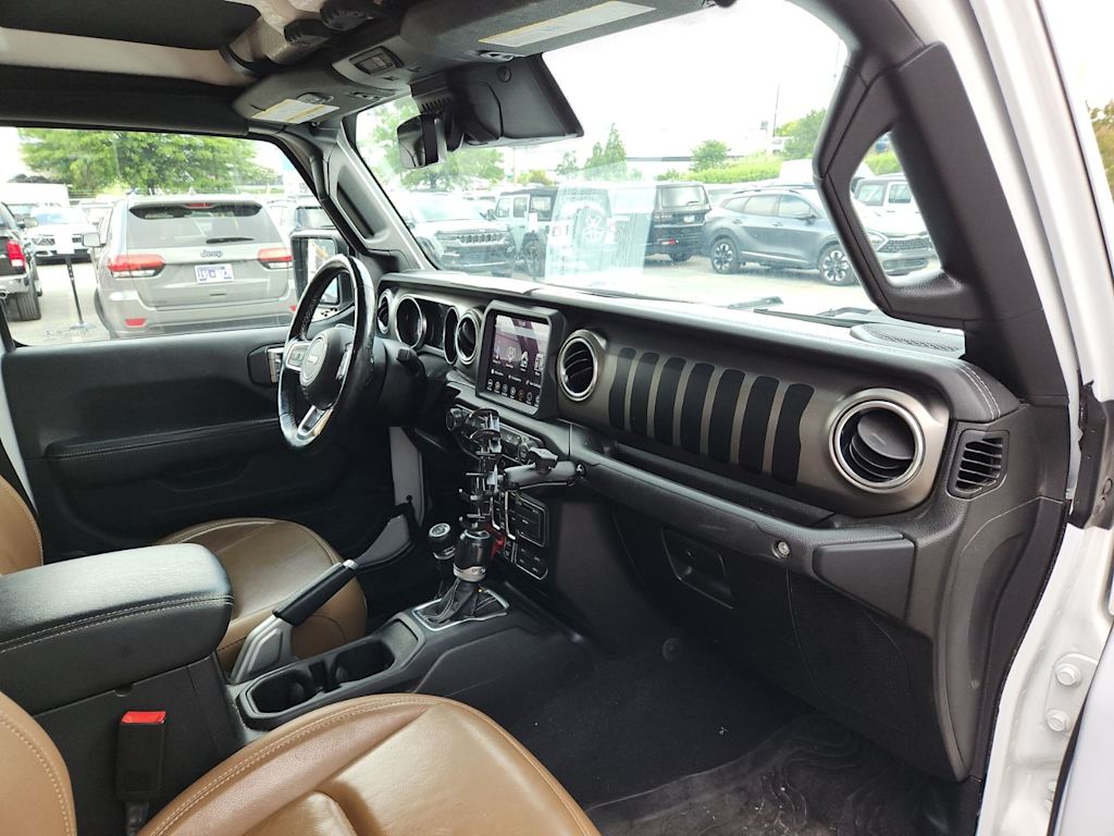 Thumbnail: 2020 Jeep Gladiator - 13