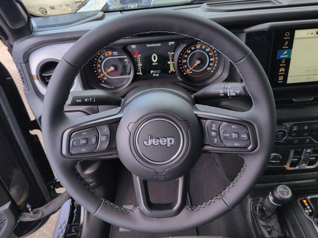 Thumbnail: 2026 Jeep Gladiator - 11