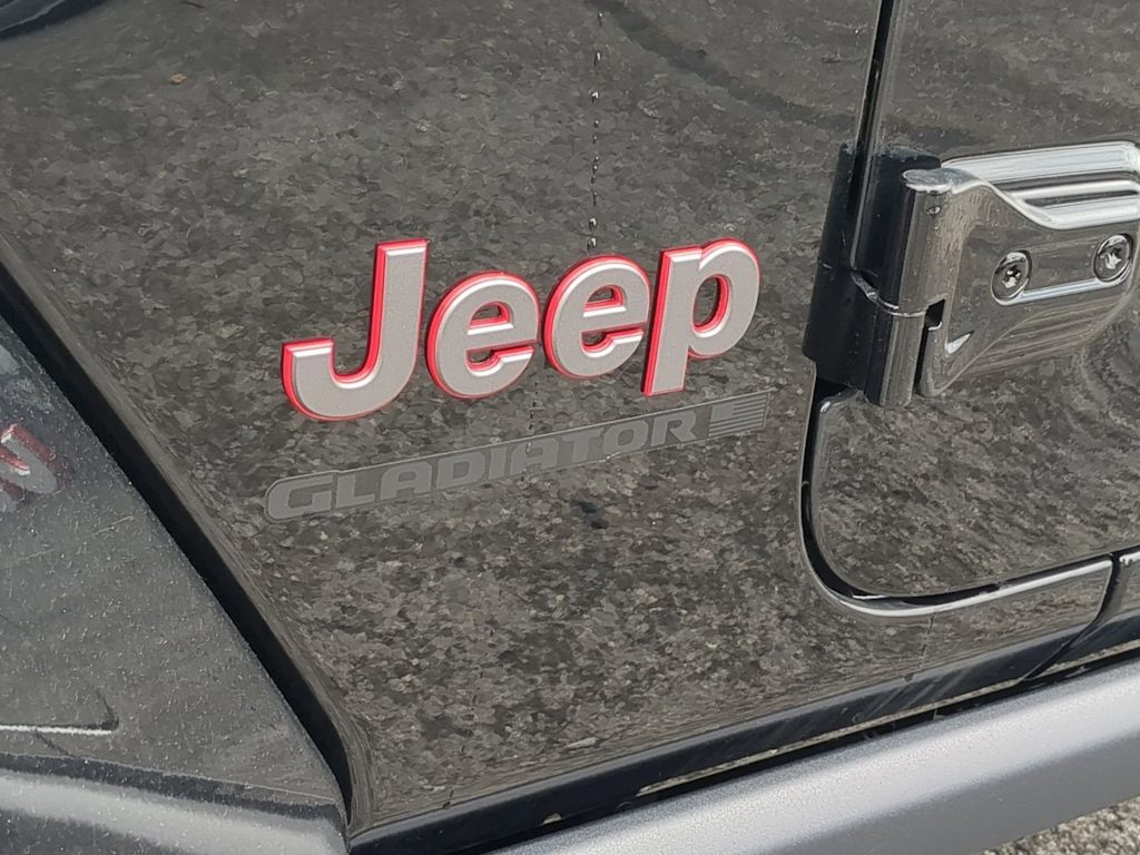 Thumbnail: 2026 Jeep Gladiator - 7