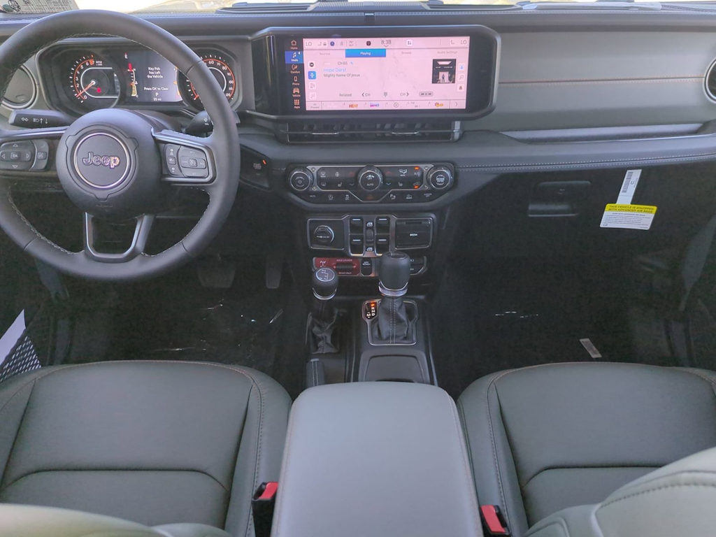 Thumbnail: 2026 Jeep Gladiator - 9