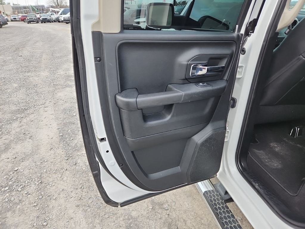 Thumbnail: 2017 RAM 1500 - 27