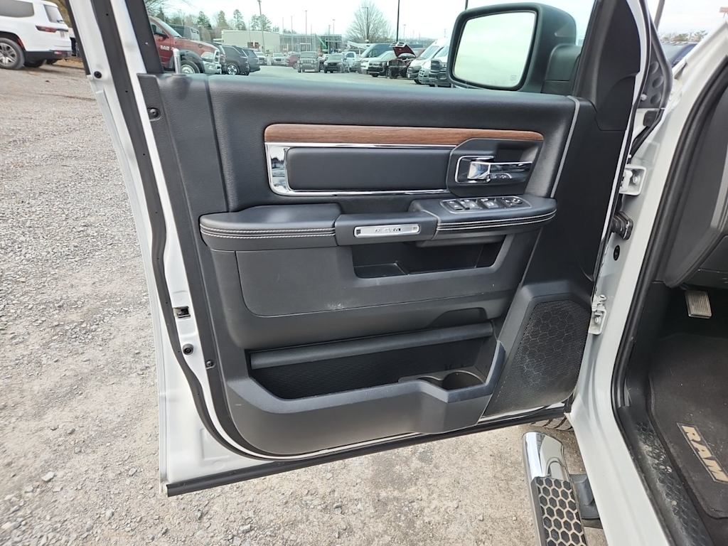 Thumbnail: 2017 RAM 1500 - 18