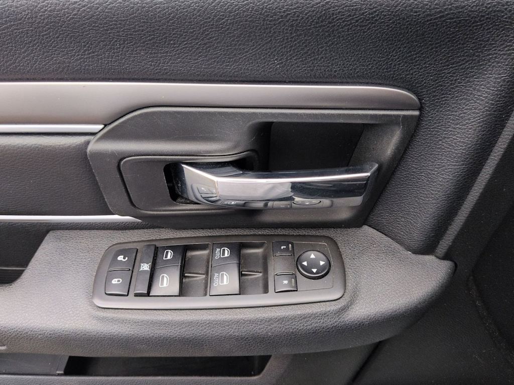 Thumbnail: 2021 RAM 1500 - 22