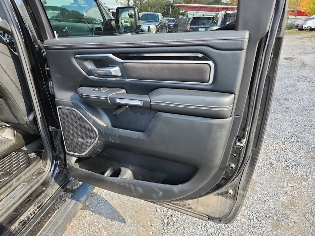 Thumbnail: 2019 RAM 1500 - 24