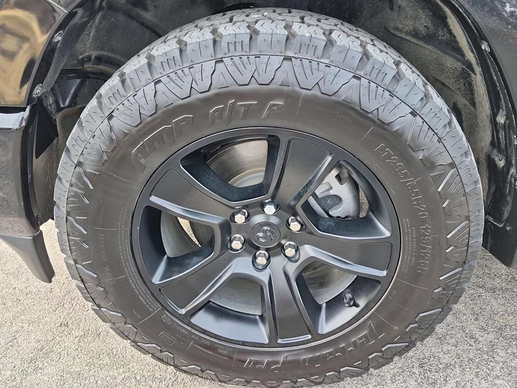 Thumbnail: 2024 RAM 1500 - 8