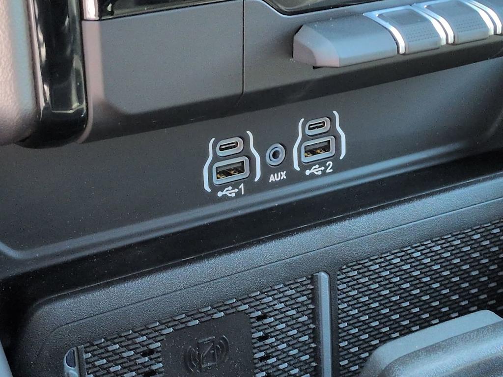 Thumbnail: 2026 RAM 1500 - 35