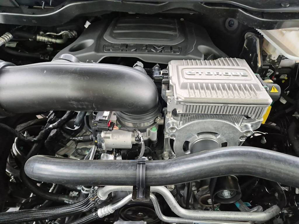 Thumbnail: 2026 RAM 1500 - 9