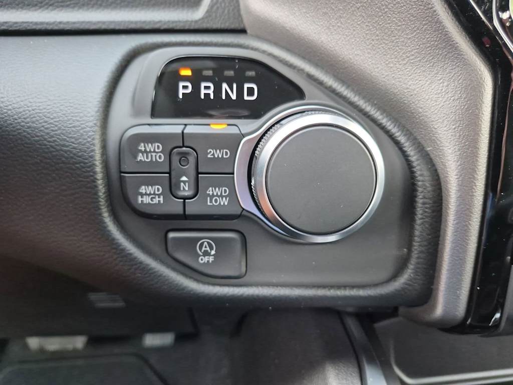 Thumbnail: 2026 RAM 1500 - 37