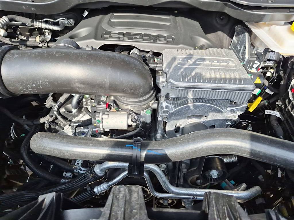 Thumbnail: 2026 RAM 1500 - 9