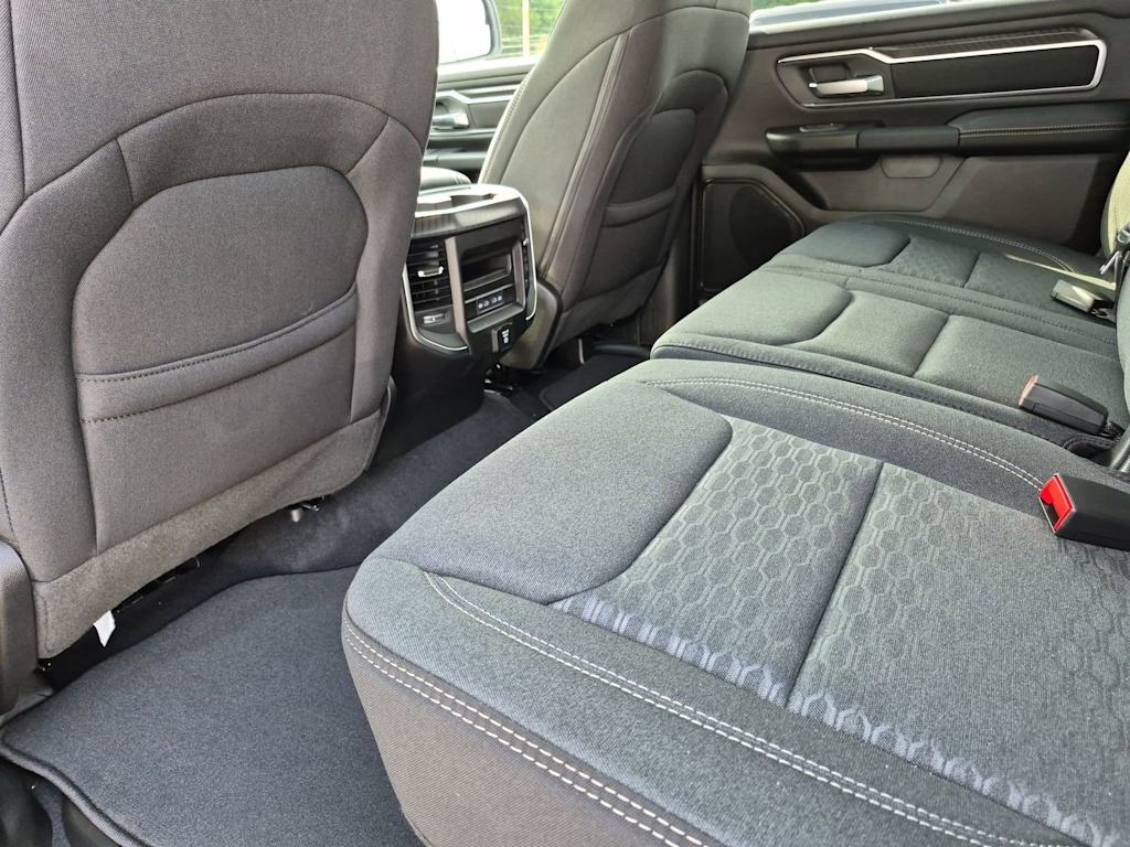 Thumbnail: 2026 RAM 1500 - 11