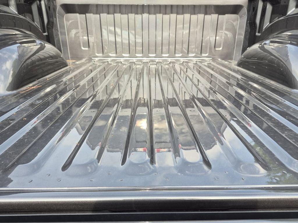 Thumbnail: 2026 RAM 1500 - 14