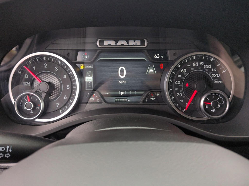 Thumbnail: 2026 RAM 1500 - 13