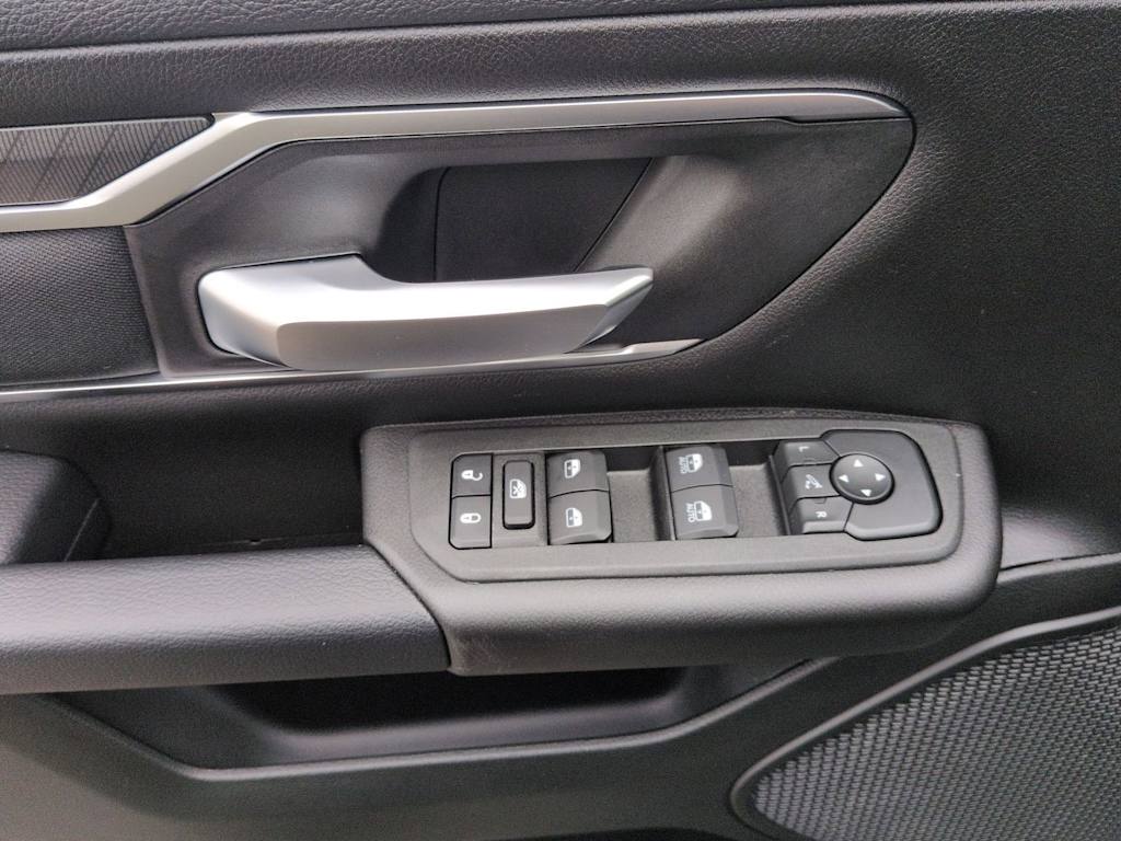 Thumbnail: 2026 RAM 1500 - 21