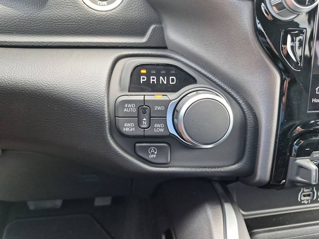 Thumbnail: 2026 RAM 1500 - 37