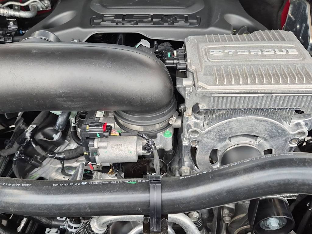 Thumbnail: 2026 RAM 1500 - 9