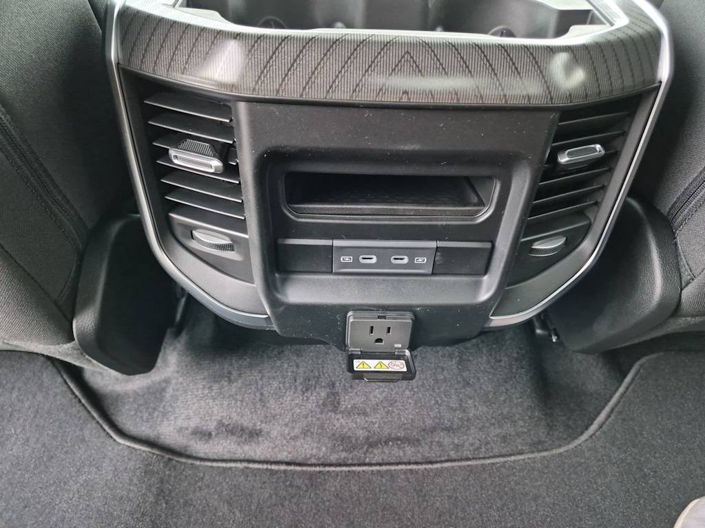 Thumbnail: 2026 RAM 1500 - 38