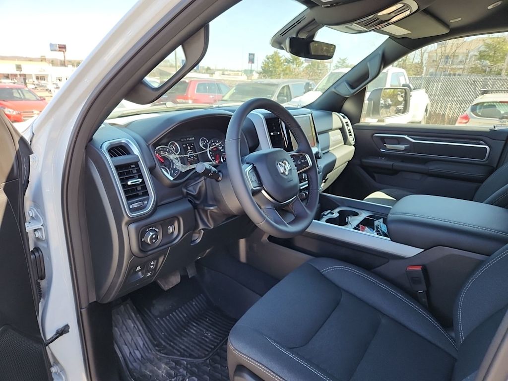 Thumbnail: 2026 RAM 1500 - 7