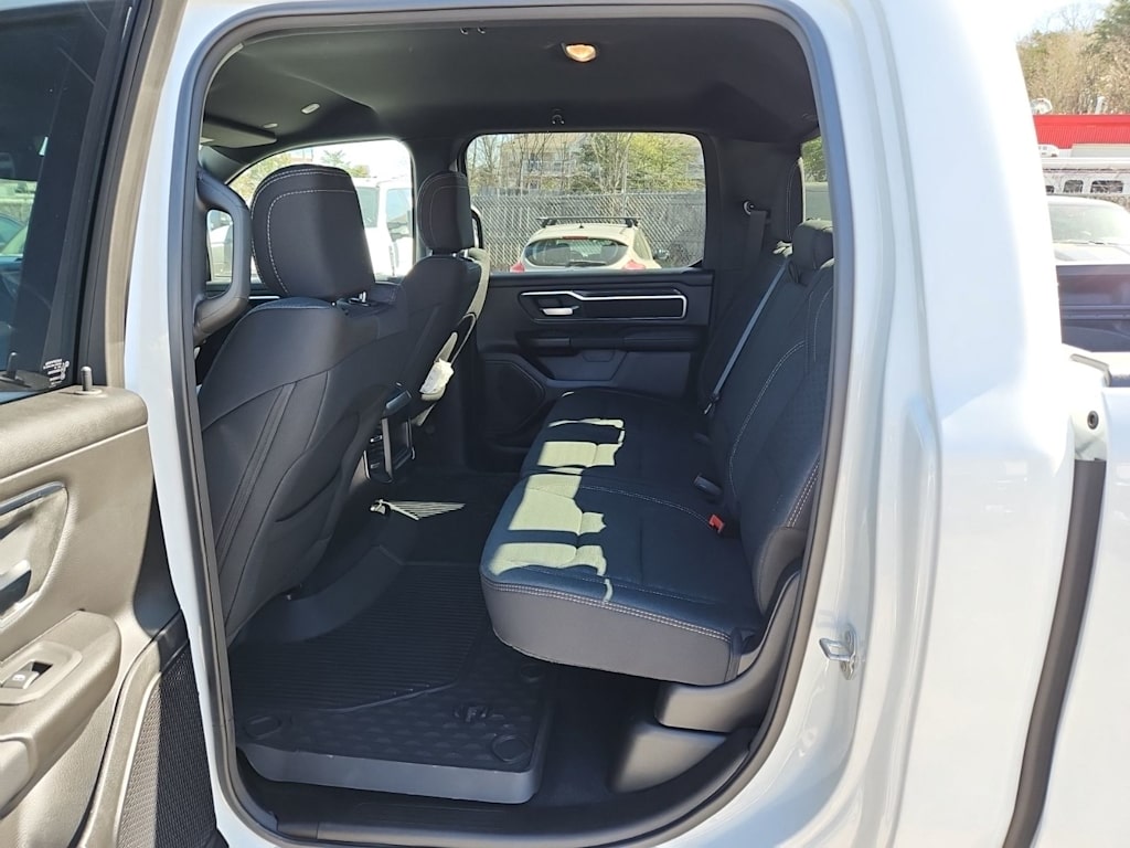 Thumbnail: 2026 RAM 1500 - 25