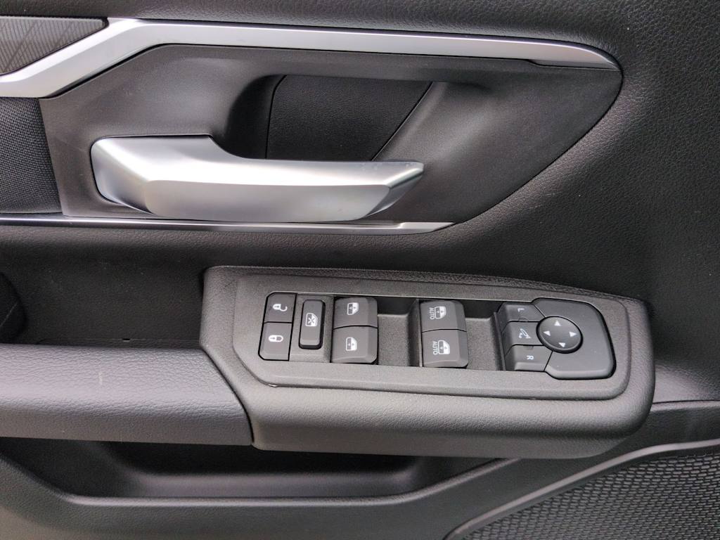 Thumbnail: 2026 RAM 1500 - 22