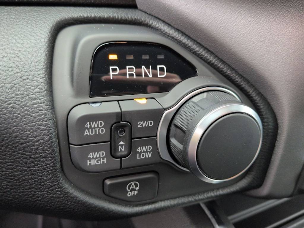 Thumbnail: 2026 RAM 1500 - 33