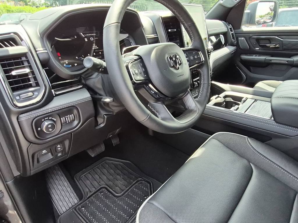 Thumbnail: 2026 RAM 1500 - 2