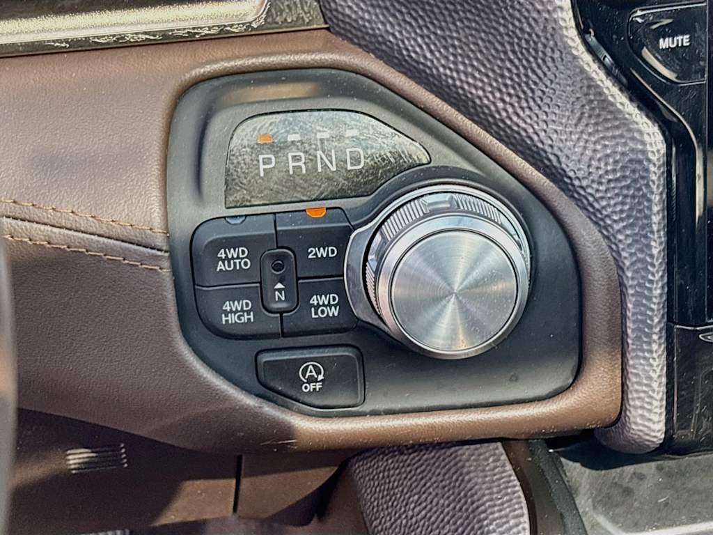 Thumbnail: 2025 RAM 1500 - 25