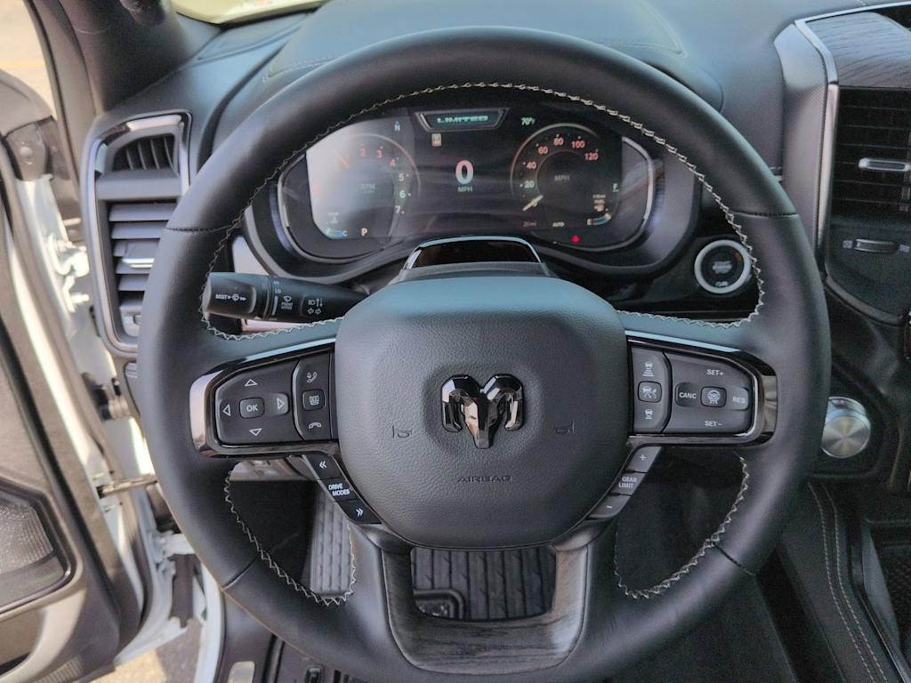 Thumbnail: 2026 RAM 1500 - 9