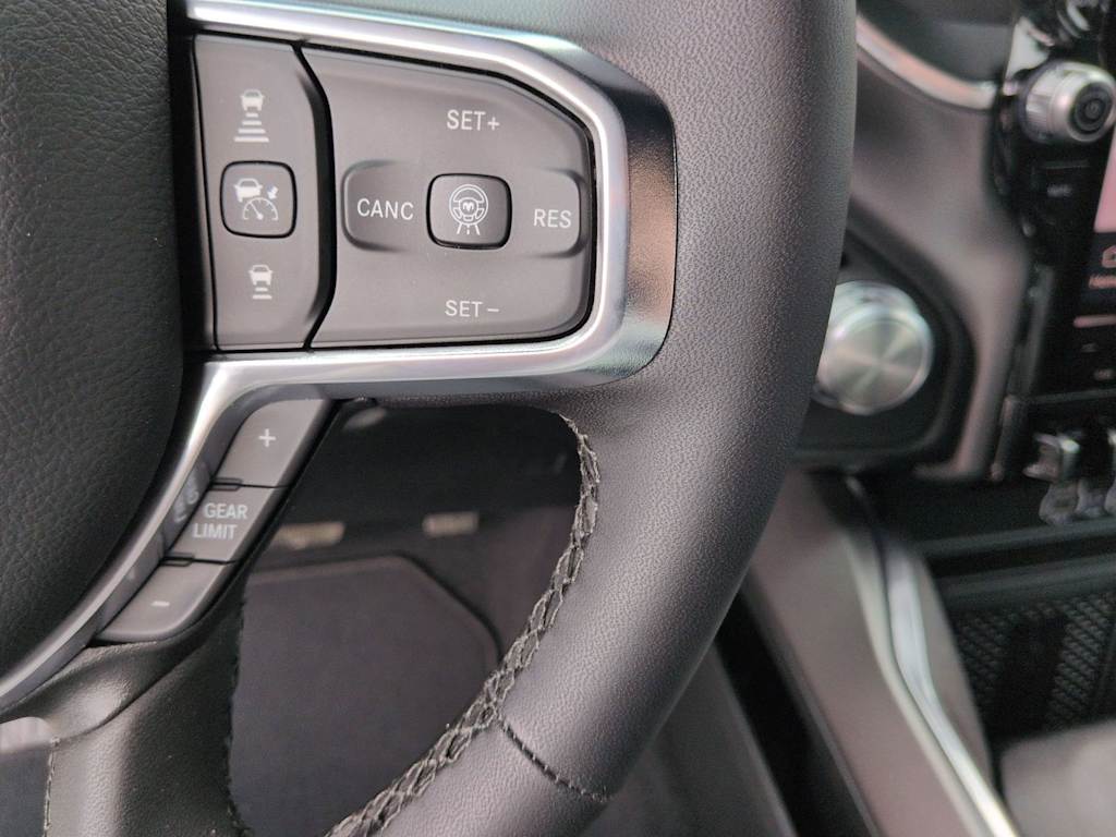 Thumbnail: 2026 RAM 1500 - 26