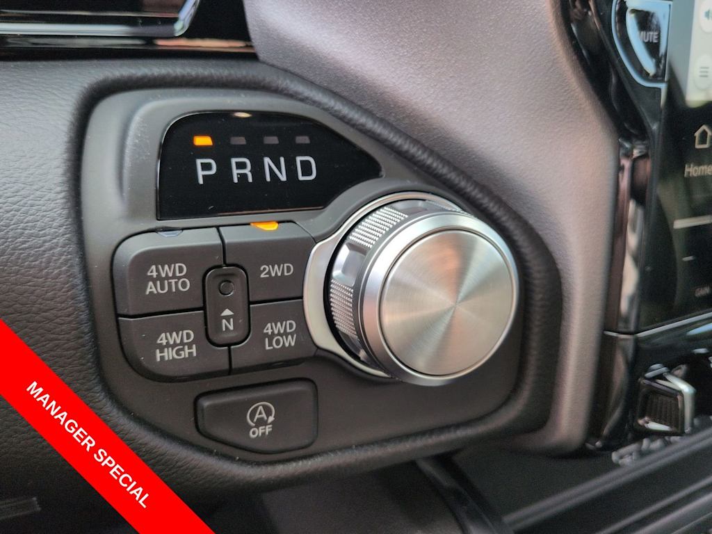 Thumbnail: 2026 RAM 1500 - 32