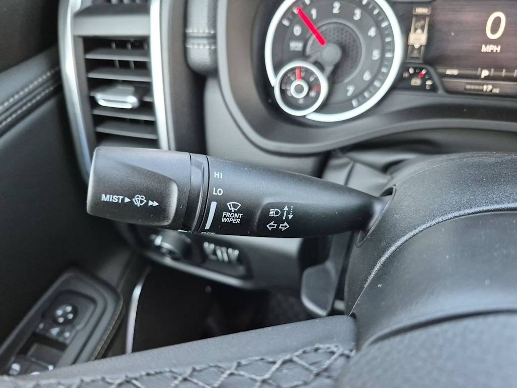 Thumbnail: 2026 RAM 1500 - 31