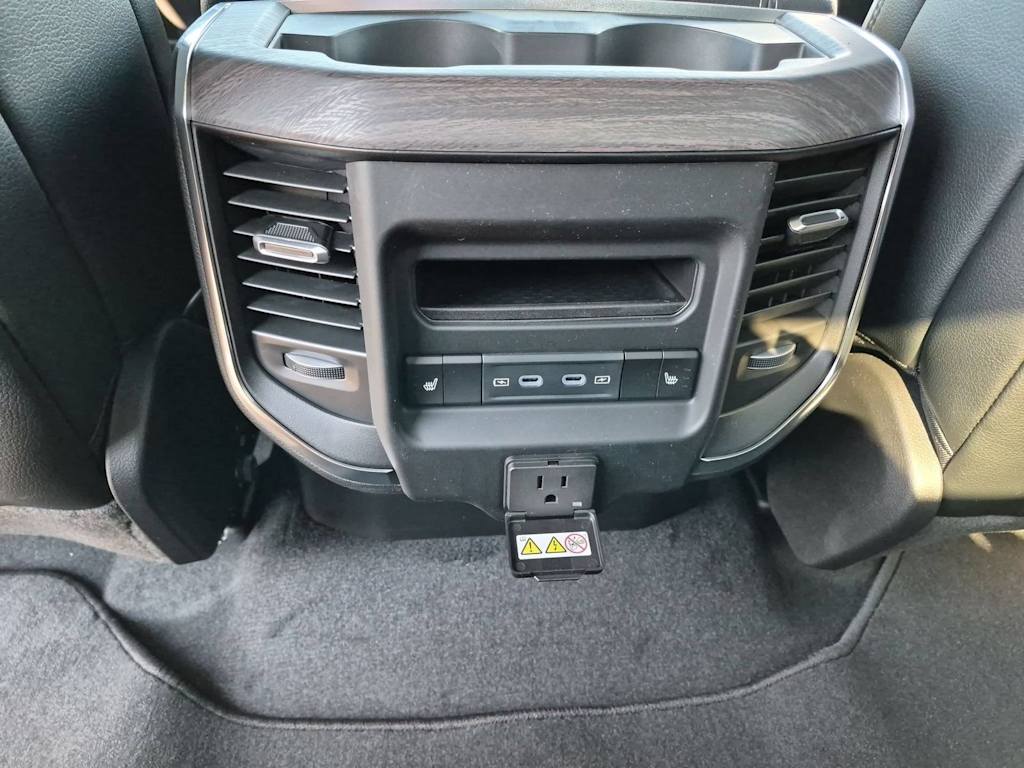 Thumbnail: 2026 RAM 1500 - 38