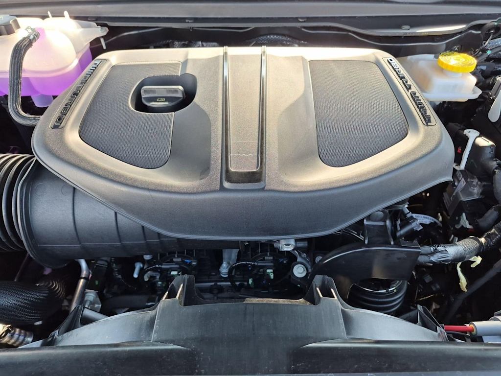 Thumbnail: 2026 RAM 1500 - 8
